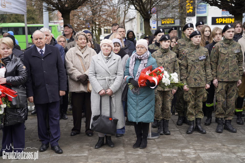 Narodowy Dzień Pamięci Żołnierzy Wyklętych - obchody przy pomniku Pileckiego