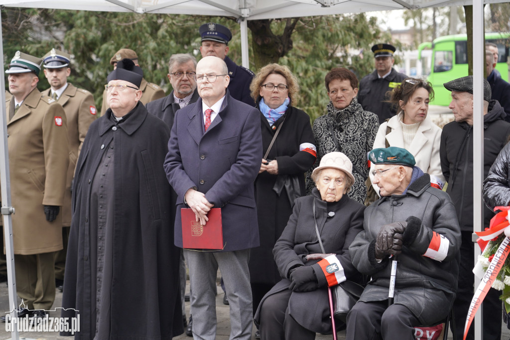 Narodowy Dzień Pamięci Żołnierzy Wyklętych - obchody przy pomniku Pileckiego