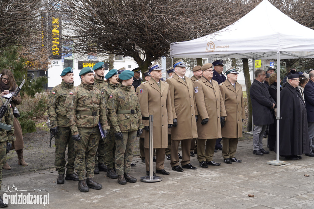 Narodowy Dzień Pamięci Żołnierzy Wyklętych - obchody przy pomniku Pileckiego