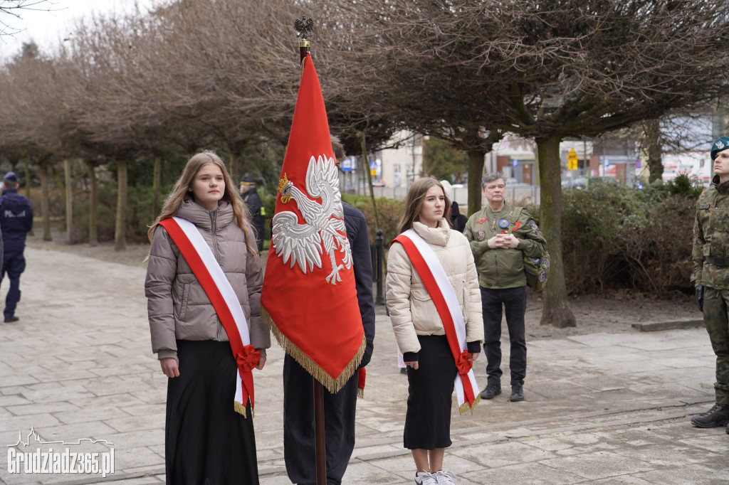 Narodowy Dzień Pamięci Żołnierzy Wyklętych - obchody przy pomniku Pileckiego