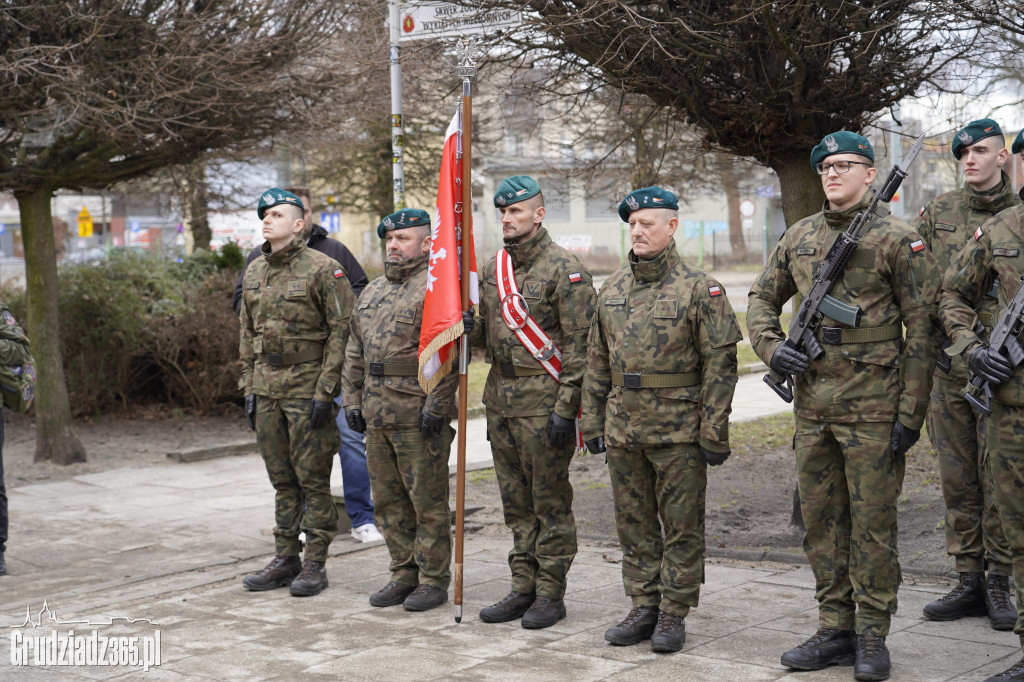 Narodowy Dzień Pamięci Żołnierzy Wyklętych - obchody przy pomniku Pileckiego