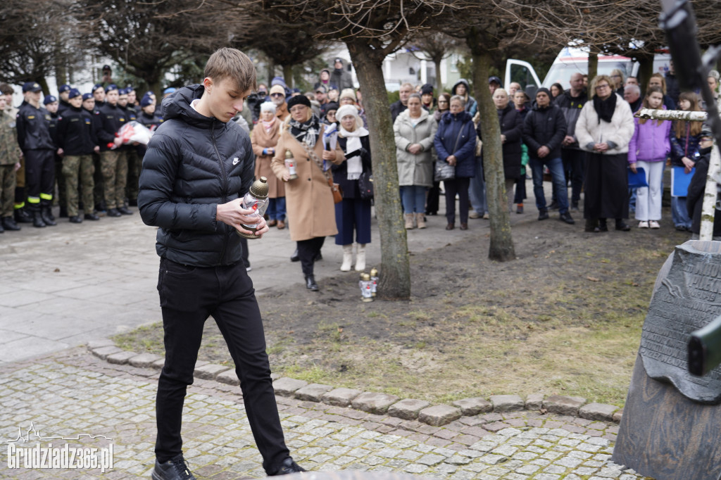 Narodowy Dzień Pamięci Żołnierzy Wyklętych - obchody przy pomniku Pileckiego