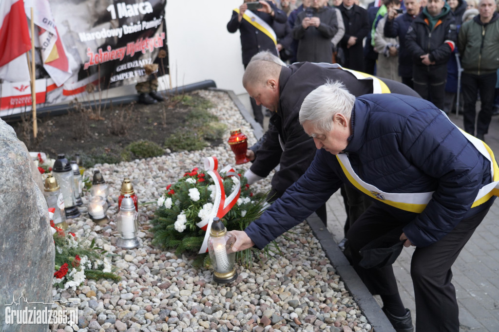 Narodowy Dzień Pamięci Żołnierzy Wyklętych - obchody przy rondzie Nila
