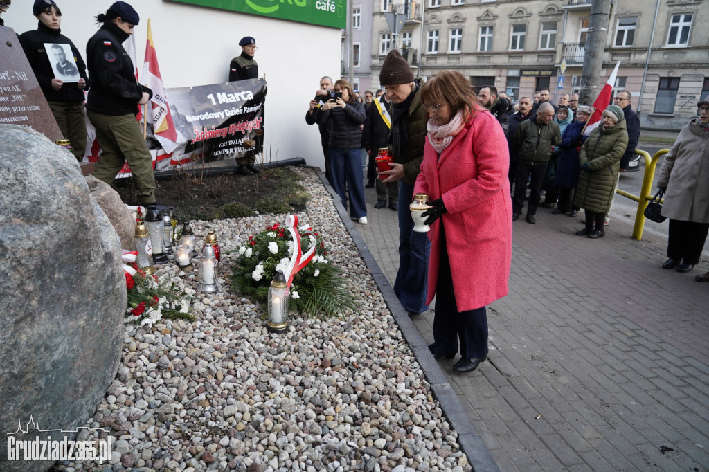 Narodowy Dzień Pamięci Żołnierzy Wyklętych - obchody przy rondzie Nila