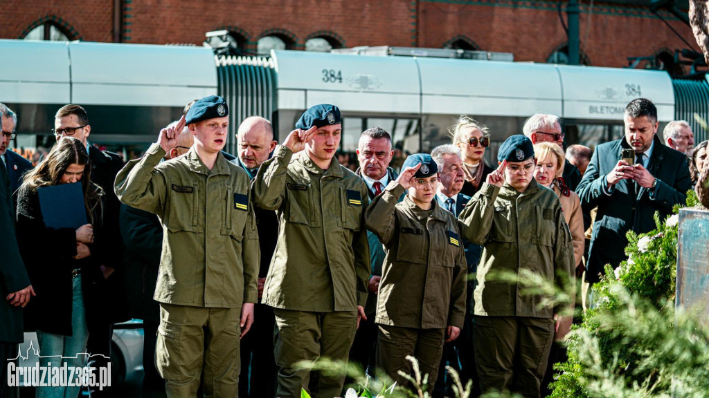 45. rocznica Bydgoskiego Marca 1981. Grudziądzka młodzież oddała hołd bohaterom „Solidarności”