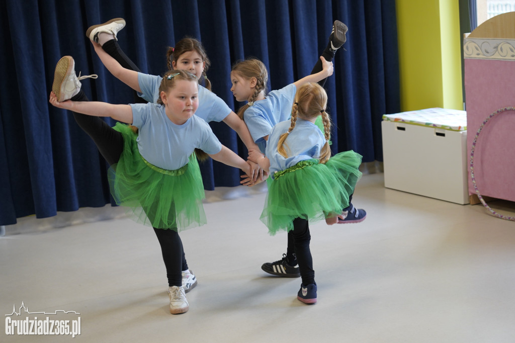 Małe talenty, wielka scena! II Gminny Przegląd Przedszkolaków w Wałdowie Szlacheckim