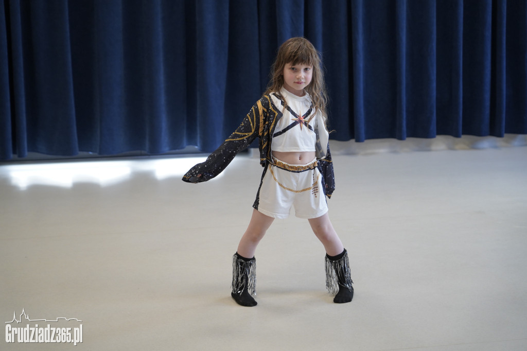 Małe talenty, wielka scena! II Gminny Przegląd Przedszkolaków w Wałdowie Szlacheckim