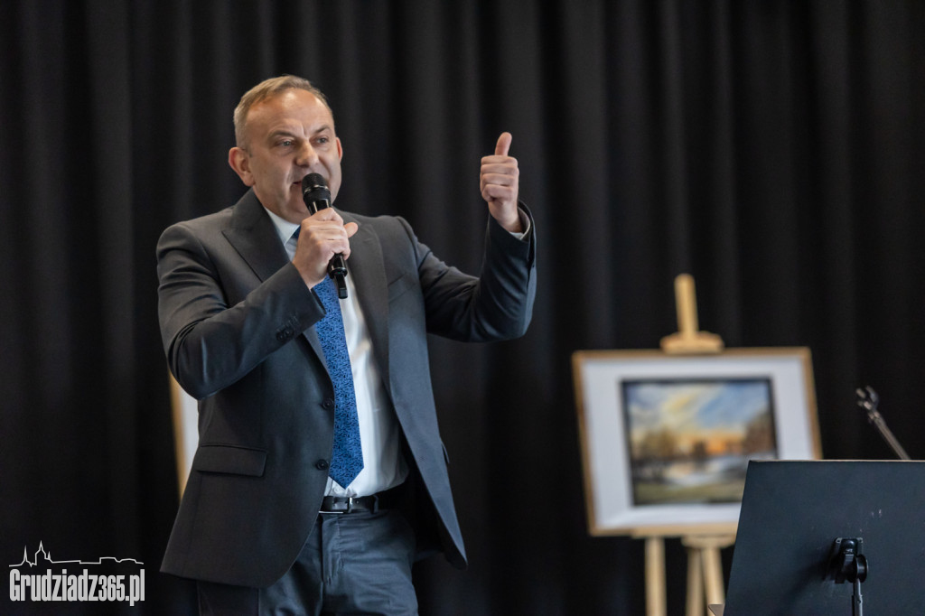 Sołtysi z powiatu grudziądzkiego wyróżnieni odznakami honorowymi
