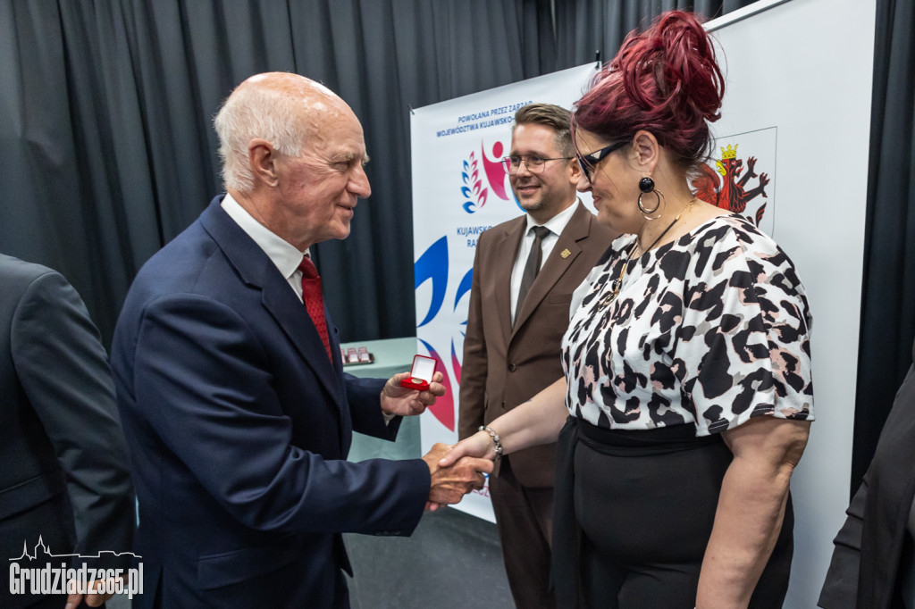 Sołtysi z powiatu grudziądzkiego wyróżnieni odznakami honorowymi