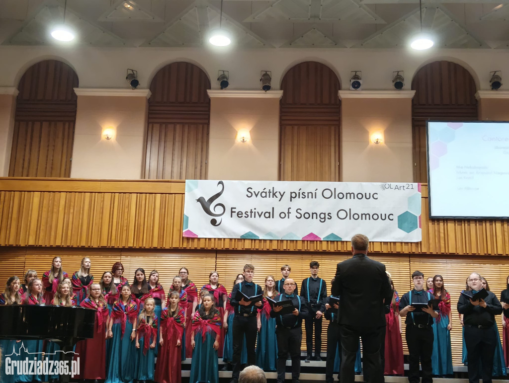 Brązowy medal dla chóru Cantores Graudentes na 53. Międzynarodowym Festiwalu w Ołomuńcu