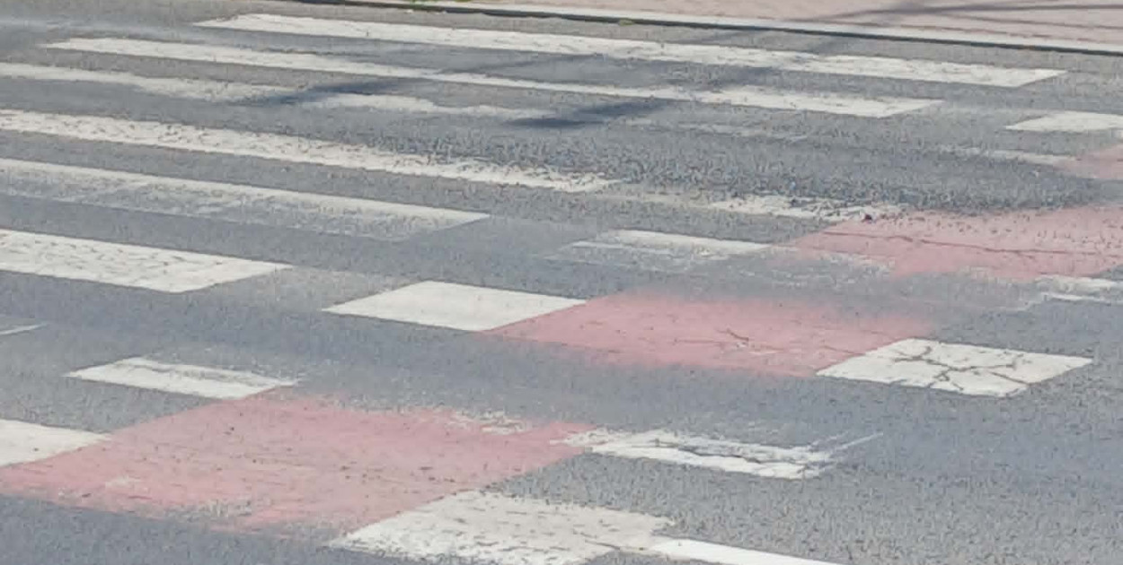 Grudziądz: Najpierw malują pasy, potem lepią dziury. Mieszkańcy i radny łapią się za głowy