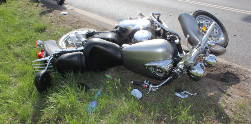 Wypadek drogowy z udziałem motocyklisty - video