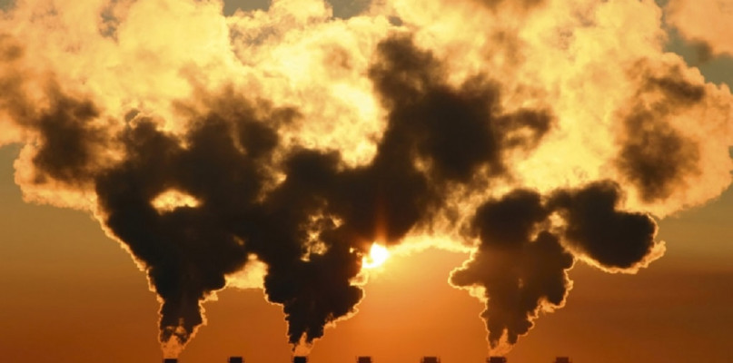 Czy duszący zapach w powietrzu przeszkadza mieszkańcom Lotniska?