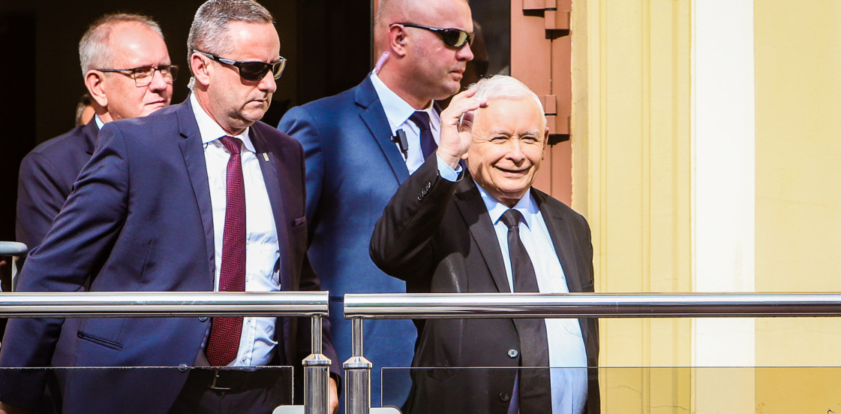 Kaczyński naprawdę to powiedział. Chodzi o "dawanie w szyję"