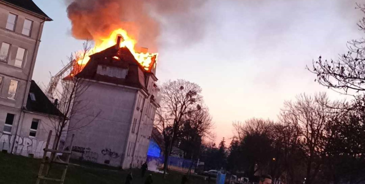 Pożar budynku przy Karabinierów w Grudziądzu. Jedna osoba nie żyje