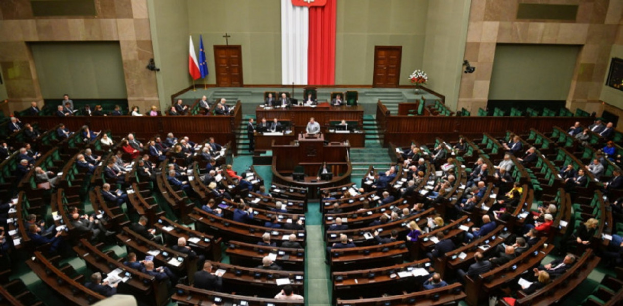 Sejm: projekt ustawy wspomagającej spłacających kredyty mieszkaniowe trafił do komisji