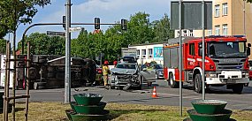 Wypadek na skrzyżowaniu ulic Piłsudskiego i Sikorskiego