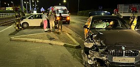 Zderzenia dwóch aut osobowych na Chełmińskiej w Grudzią