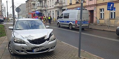 Kolizja na skrzyżowaniu Brzeźnej i Kalinkowej w Grudziądzu-92584