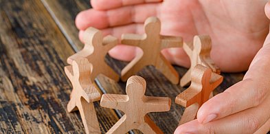 Jak połączyć zabawę z integracją zespołu?-95338