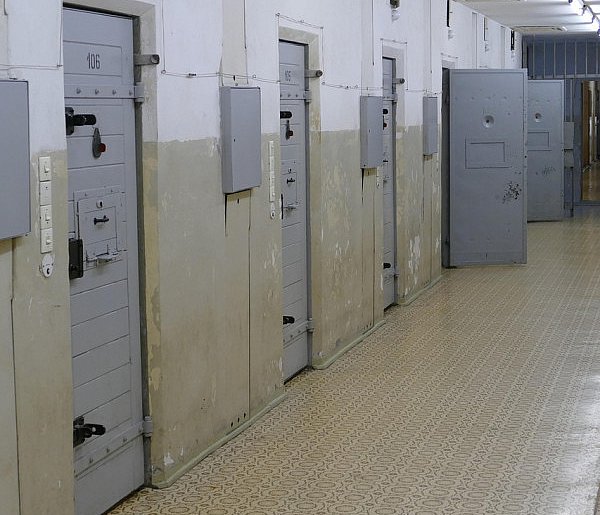 Polska na szczycie niechlubnego rankingu. Chodzi o więźniów-95518