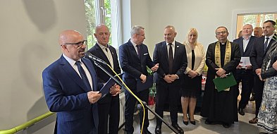 Gmina Grudziądz. Nowe życie dawnej szkoły w Sosnówce: Otwarto Dzienny Dom Seniora!-95568