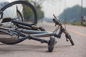 Grudziądz: Tragedia na przejeździe rowerowym. Nie żyje potrącona rowerzystka-95812