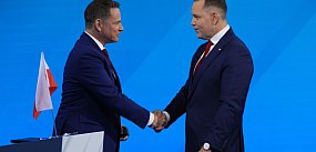 Rozpoczęła się debata telewizyjna z udziałem Karola Naw