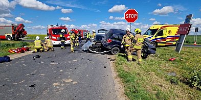 Wypadek w Słupie. Zderzenie trzech aut na DW538, trzy o-95852