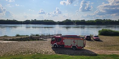 Grudziądz: Niebezpieczna kąpiel w Wiśle na wysokości Wieży Klimek. Służby apelują -96036