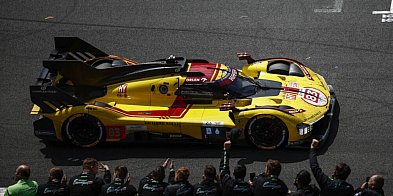 Wygrywając wyścig Le Mans Robert Kubica spełnił jedno z największych sportowych ma-96233