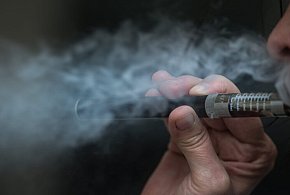 Od 5 lipca nowe zakazy dotyczące sprzedaży e-papierosów i palenia-96479