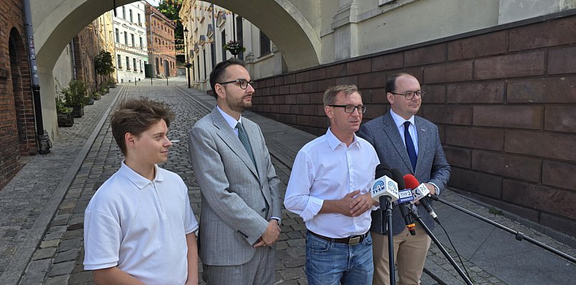 Lewica zachęca prezydenta Grudziądza do testowania 35-godzinnego tygodnia pracy - 96616