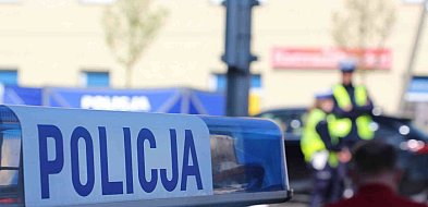 Pijany kierowca BMW zatrzymany na gorącym uczynku przez policjanta-96693