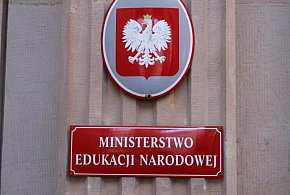 MEN konsultuje projekt ws. publicznych poradni psychologiczno-pedagogicznych-97191