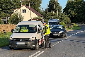 Poranna policyjna akcja tuż za miedzą. Nietrzeźwi wpadli w ręce policji niedaleko -97216