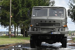Kolumny wojskowe wyjadą na ulice. Wojsko zapowiada wielkie manewry-97450