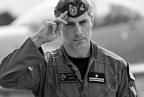 W katastrofie F-16 zginął major Maciej „Slab” Krakowian-97631