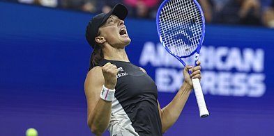 Iga Świątek awansowała do 1/8 finału US Open-97649