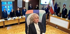 "Podwójna gra" prezydenta, miliony na szali i tajemnicz