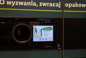 System kaucyjny już działa, ale w sklepach trudno znaleźć napoje w opakowaniach ze-98198