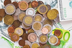 Koniec znanego kantoru internetowego. Co z poszkodowanymi po upadłości?-98662