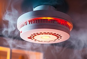 Rewolucja w przepisach pożarowych. Nowe obowiązki dla właścicieli domów i firm-98689