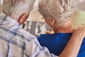 Seniorzy mają powód do radości. Projekt „Godna emerytura” trafił do Sejmu-98754