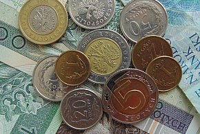 Nowe regulacje dla dorabiających. Od grudnia zmieniają się limity-99089