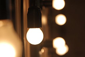 Rachunki za prąd pójdą w dół. Rząd usuwa opłatę doliczaną od lat-99216