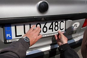 Wyższe opłaty za wydanie dowodów i tablic rejestracyjnych. MI podało propozycje st-99317