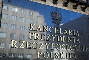 Wszystkie umowy JST mają być jawne. Ustawa skierowana do podpisu przez prezydenta-99375