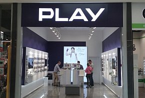 Potężna kara dla Play. Sieć ma zwrócić klientom pobrane środki-99416