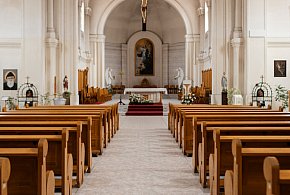 Miliony na Kościół w 2026 roku. Państwo co roku dokłada do duchownych-99664